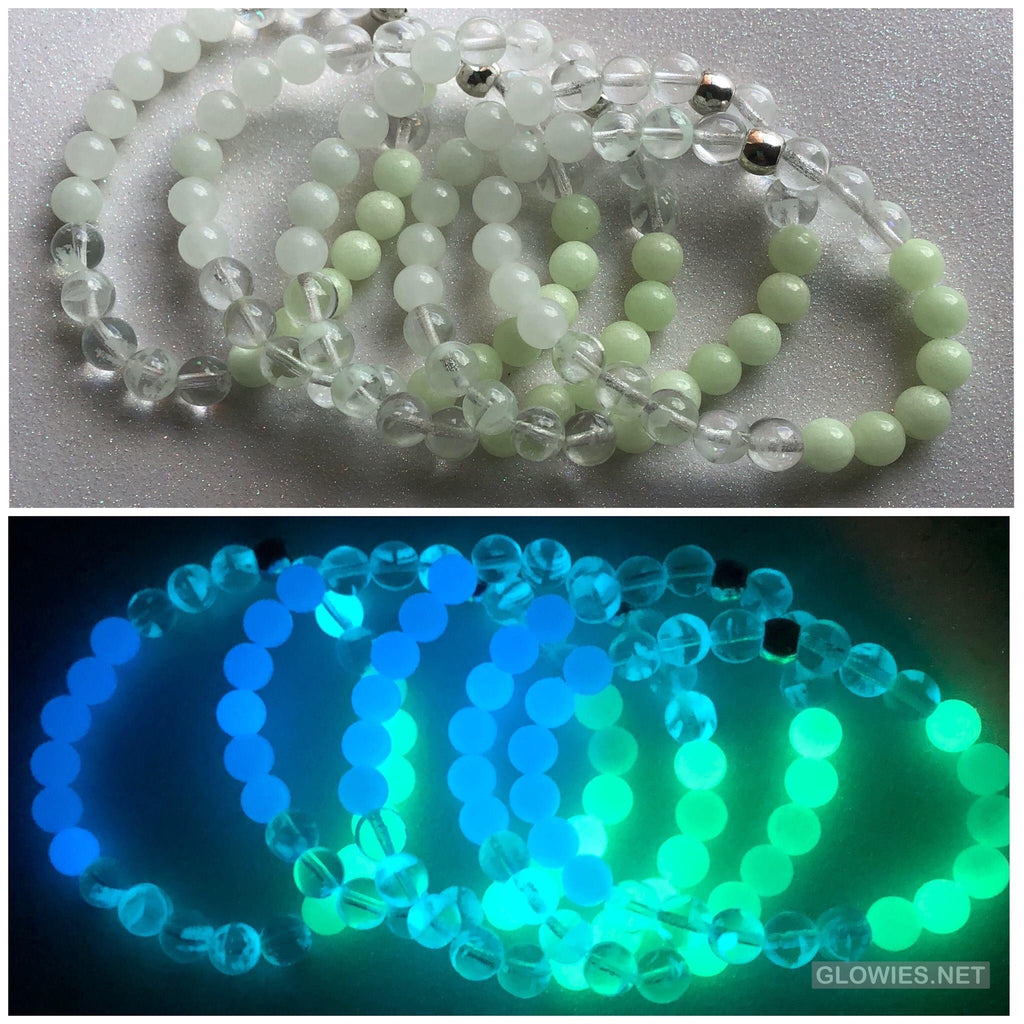 Glowies Glow Jewelry Art & Decor - Aurora Borealis Glow in the Dark Beaded  Stretch Bracelet